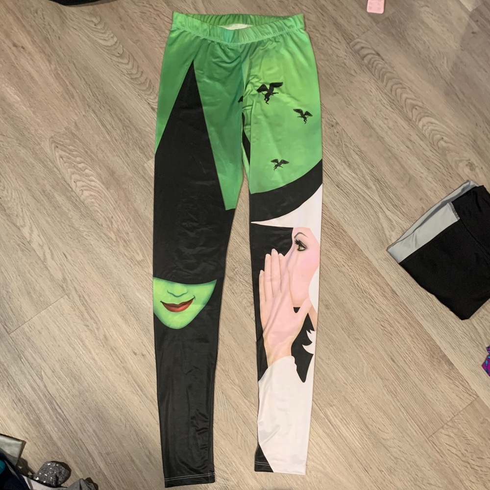 womens wicked leggings size small